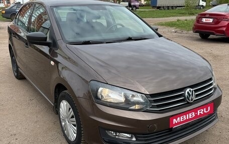 Volkswagen Polo VI (EU Market), 2015 год, 960 000 рублей, 13 фотография