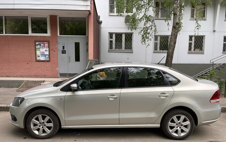 Volkswagen Polo VI (EU Market), 2013 год, 770 000 рублей, 2 фотография
