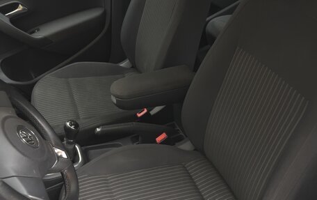 Volkswagen Polo VI (EU Market), 2013 год, 770 000 рублей, 10 фотография