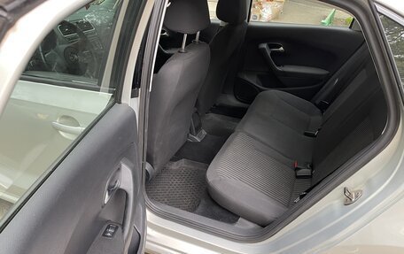 Volkswagen Polo VI (EU Market), 2013 год, 770 000 рублей, 11 фотография