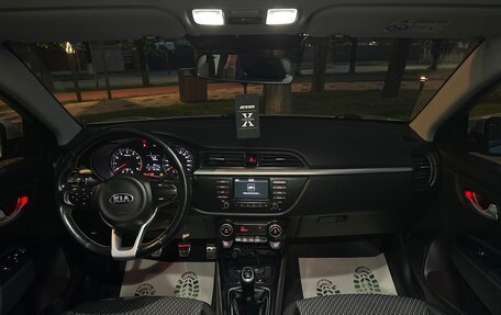 KIA Rio IV, 2017 год, 1 300 000 рублей, 10 фотография