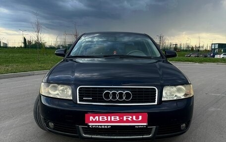 Audi A4, 2002 год, 650 000 рублей, 2 фотография