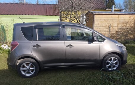 Toyota Ractis I, 2009 год, 600 000 рублей, 3 фотография