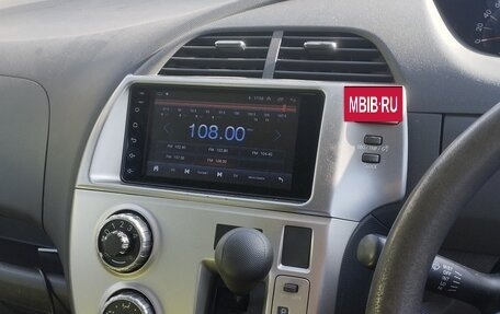 Toyota Ractis I, 2009 год, 600 000 рублей, 6 фотография