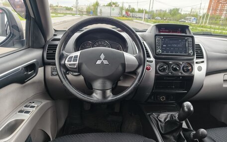 Mitsubishi Pajero Sport II рестайлинг, 2014 год, 1 420 000 рублей, 14 фотография