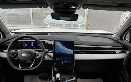 Geely Atlas, 2024 год, 3 499 000 рублей, 15 фотография