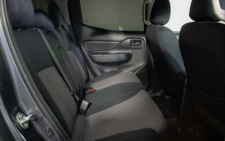 Mitsubishi L200 IV рестайлинг, 2021 год, 2 865 000 рублей, 10 фотография