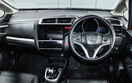 Honda Fit III, 2013 год, 770 000 рублей, 12 фотография