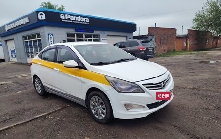 Hyundai Solaris II рестайлинг, 2016 год, 650 000 рублей, 3 фотография
