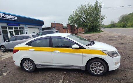 Hyundai Solaris II рестайлинг, 2016 год, 650 000 рублей, 4 фотография