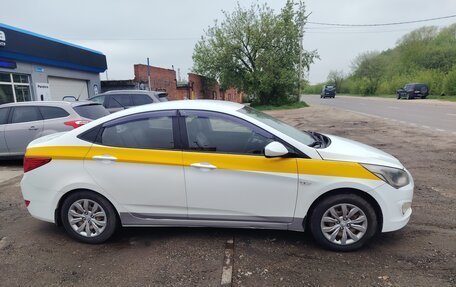 Hyundai Solaris II рестайлинг, 2016 год, 650 000 рублей, 5 фотография