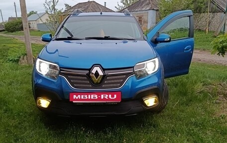 Renault Sandero II рестайлинг, 2021 год, 1 500 000 рублей, 17 фотография