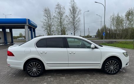 Skoda Superb III рестайлинг, 2013 год, 1 050 000 рублей, 4 фотография