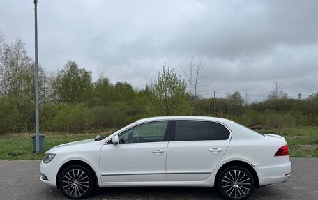 Skoda Superb III рестайлинг, 2013 год, 1 050 000 рублей, 3 фотография