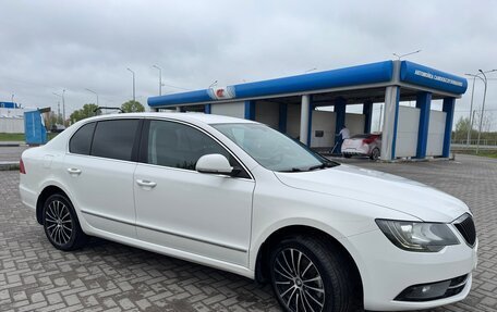 Skoda Superb III рестайлинг, 2013 год, 1 050 000 рублей, 8 фотография