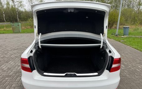 Skoda Superb III рестайлинг, 2013 год, 1 050 000 рублей, 13 фотография