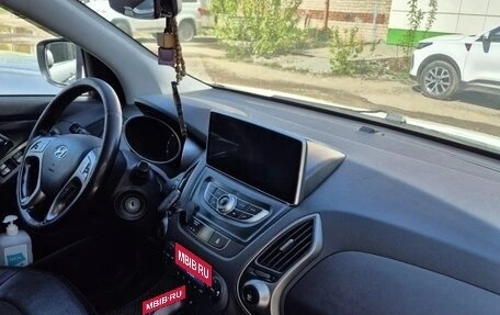 Hyundai ix35 I рестайлинг, 2015 год, 1 200 000 рублей, 12 фотография
