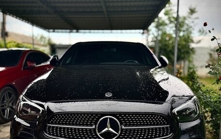 Mercedes-Benz E-Класс, 2020 год, 4 700 000 рублей, 1 фотография