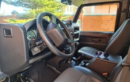 Land Rover Defender I, 2010 год, 2 999 999 рублей, 5 фотография