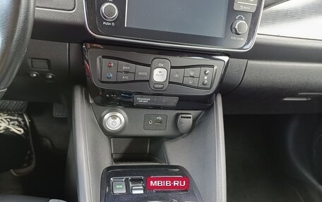 Nissan Leaf II, 2017 год, 1 785 000 рублей, 7 фотография