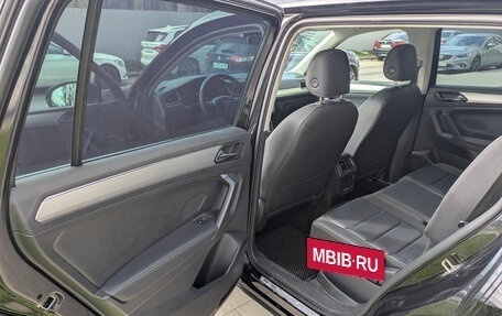 Volkswagen Tiguan II, 2020 год, 3 870 000 рублей, 12 фотография