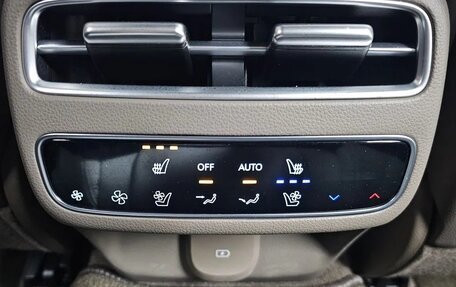 Genesis GV70, 2025 год, 7 850 077 рублей, 15 фотография