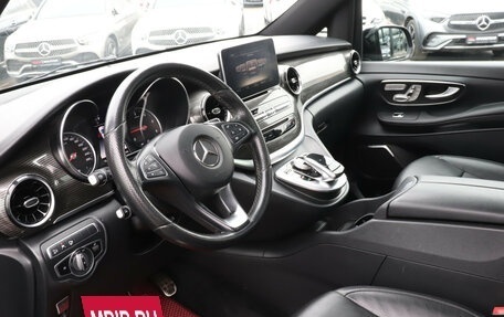 Mercedes-Benz V-Класс, 2019 год, 5 090 000 рублей, 15 фотография