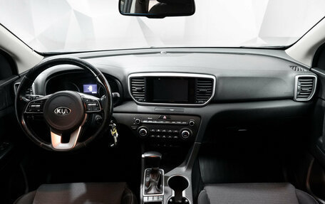 KIA Sportage IV рестайлинг, 2018 год, 2 250 000 рублей, 6 фотография