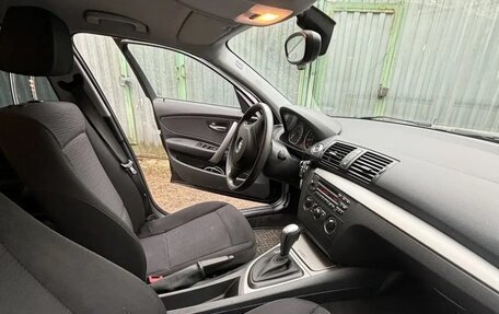 BMW 1 серия, 2009 год, 990 000 рублей, 14 фотография