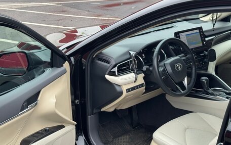 Toyota Camry, 2021 год, 3 450 000 рублей, 7 фотография