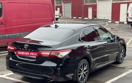 Toyota Camry, 2021 год, 3 450 000 рублей, 3 фотография
