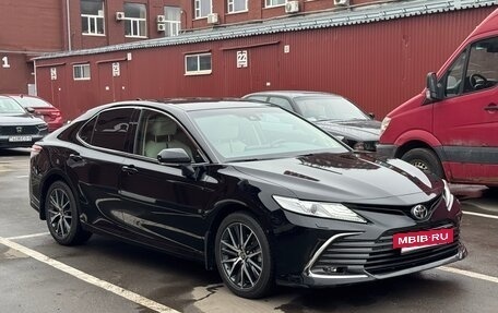 Toyota Camry, 2021 год, 3 450 000 рублей, 4 фотография