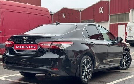 Toyota Camry, 2021 год, 3 450 000 рублей, 6 фотография