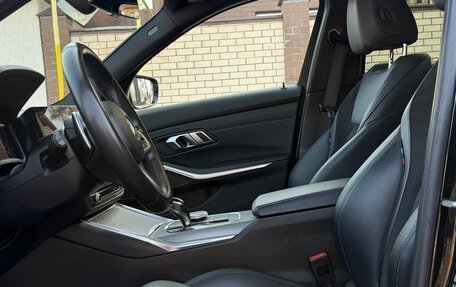 BMW 3 серия, 2019 год, 5 500 000 рублей, 17 фотография