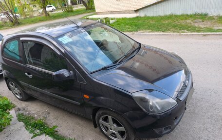 Ford Fiesta, 2006 год, 350 000 рублей, 3 фотография