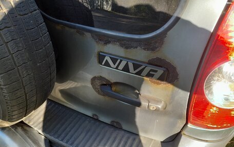 Chevrolet Niva I рестайлинг, 2010 год, 360 000 рублей, 9 фотография