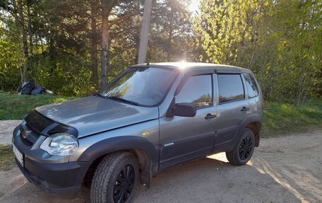 Chevrolet Niva I рестайлинг, 2010 год, 360 000 рублей, 15 фотография