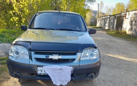 Chevrolet Niva I рестайлинг, 2010 год, 360 000 рублей, 14 фотография
