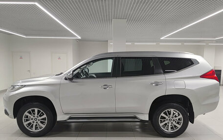 Mitsubishi Pajero Sport III рестайлинг, 2019 год, 3 600 000 рублей, 10 фотография