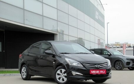 Hyundai Solaris II рестайлинг, 2014 год, 930 000 рублей, 3 фотография