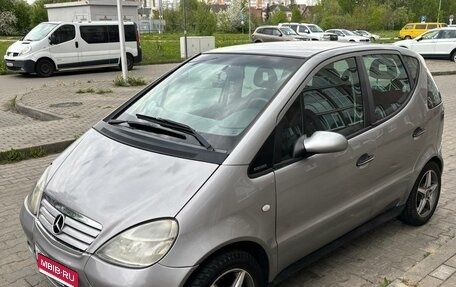 Mercedes-Benz A-Класс, 2000 год, 295 000 рублей, 1 фотография