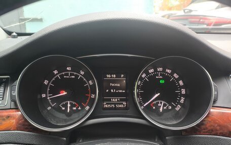 Skoda Superb III рестайлинг, 2012 год, 1 100 000 рублей, 10 фотография