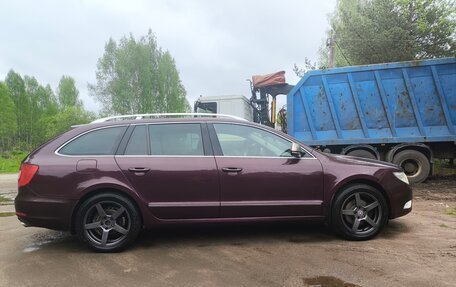 Skoda Superb III рестайлинг, 2012 год, 1 100 000 рублей, 7 фотография