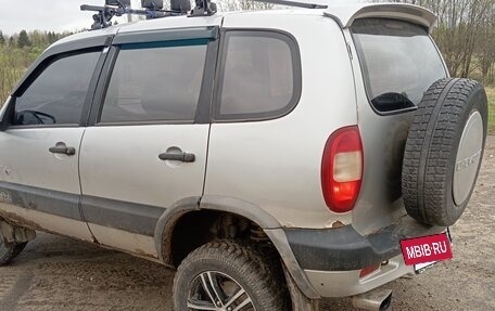 Chevrolet Niva I рестайлинг, 2004 год, 250 000 рублей, 6 фотография
