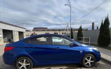 Hyundai Solaris II рестайлинг, 2012 год, 630 000 рублей, 5 фотография