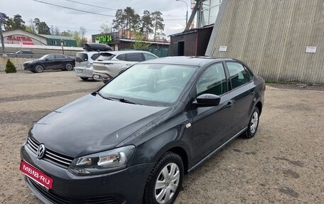 Volkswagen Polo VI (EU Market), 2013 год, 710 000 рублей, 2 фотография