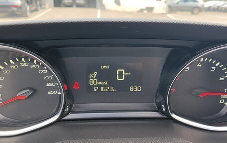Peugeot 308 II, 2014 год, 999 999 рублей, 7 фотография
