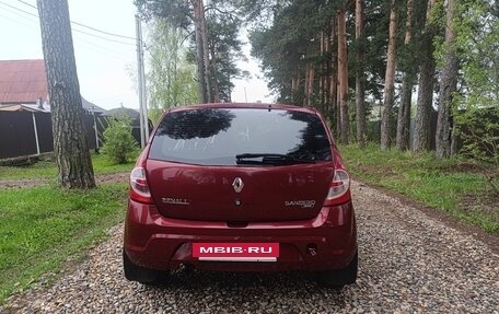 Renault Sandero I, 2012 год, 400 000 рублей, 4 фотография
