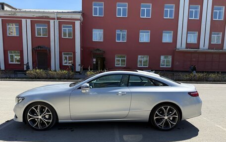 Mercedes-Benz E-Класс, 2018 год, 4 000 000 рублей, 3 фотография