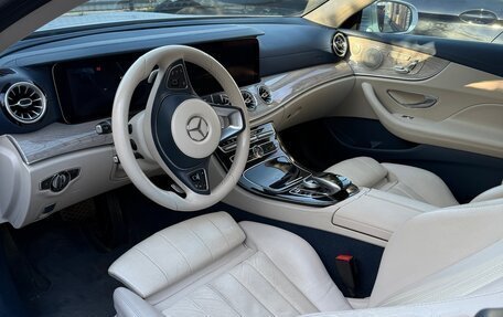 Mercedes-Benz E-Класс, 2018 год, 4 000 000 рублей, 12 фотография